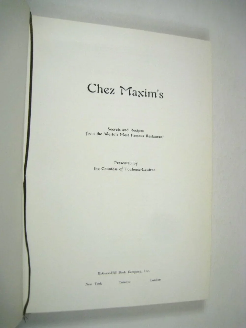 Chez Maxims Hardcover Gourmet Recipe Book Foreword Countess 1962